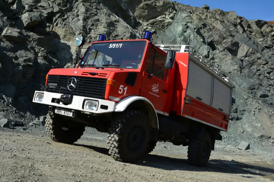 teaserbox 2415152447d886